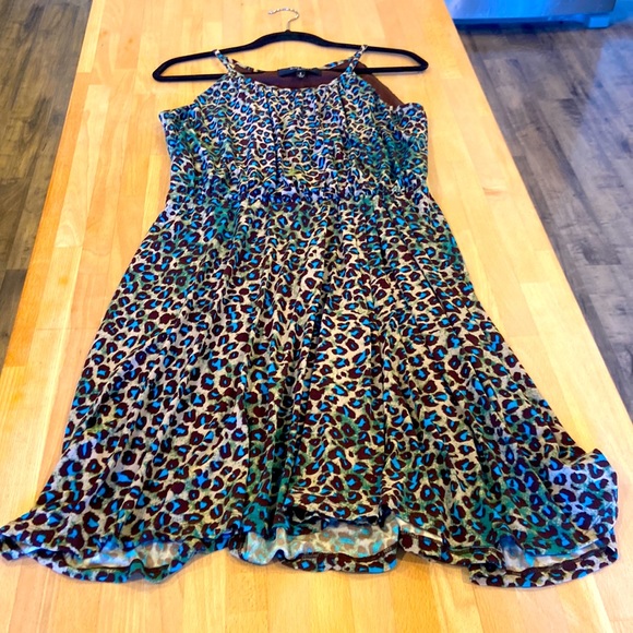 Nine West Dresses & Skirts - Teal brown leopard size 6 animal print sleeveless dress elastic waist